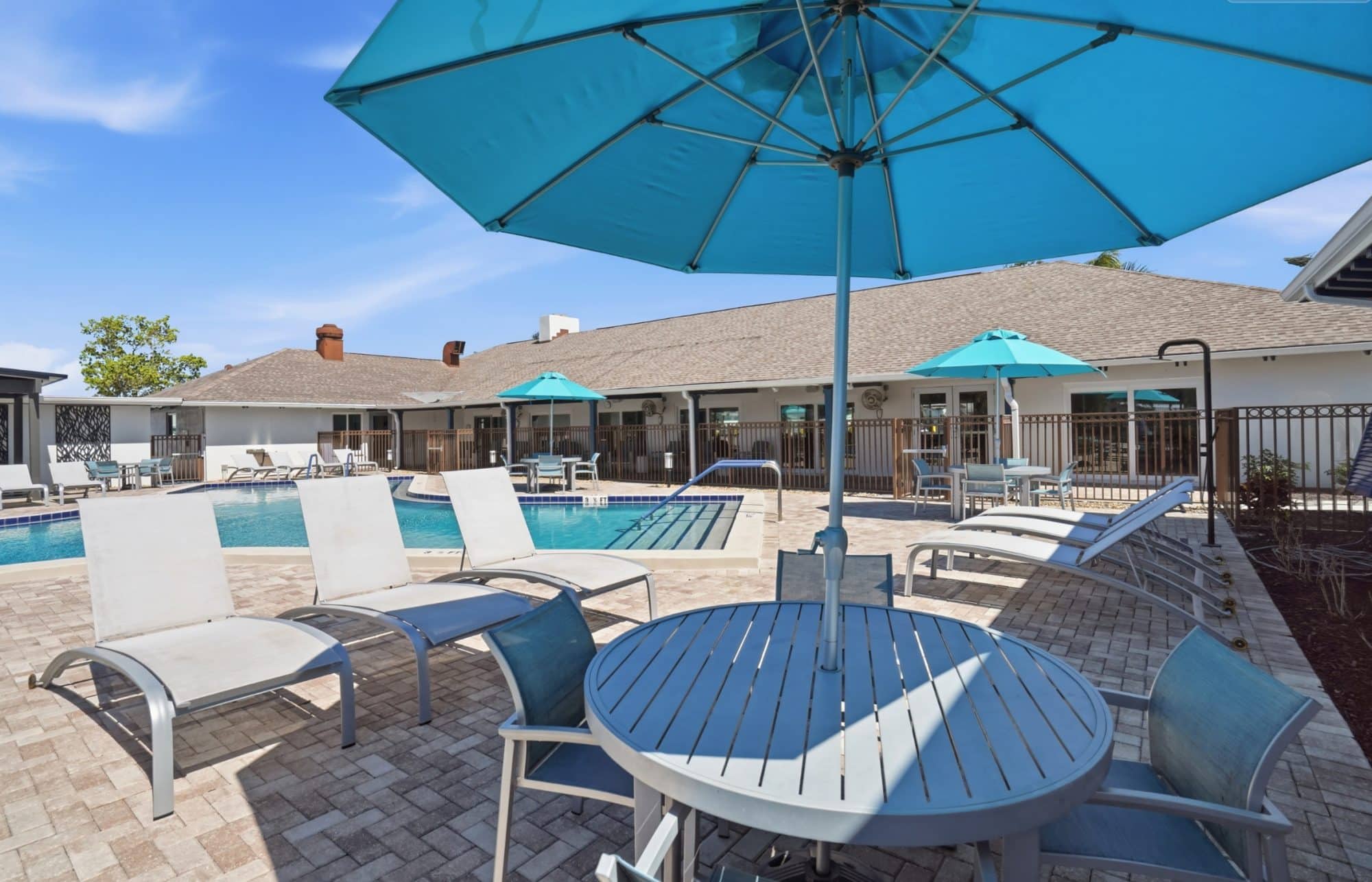 091 Shoreline Amenities 7