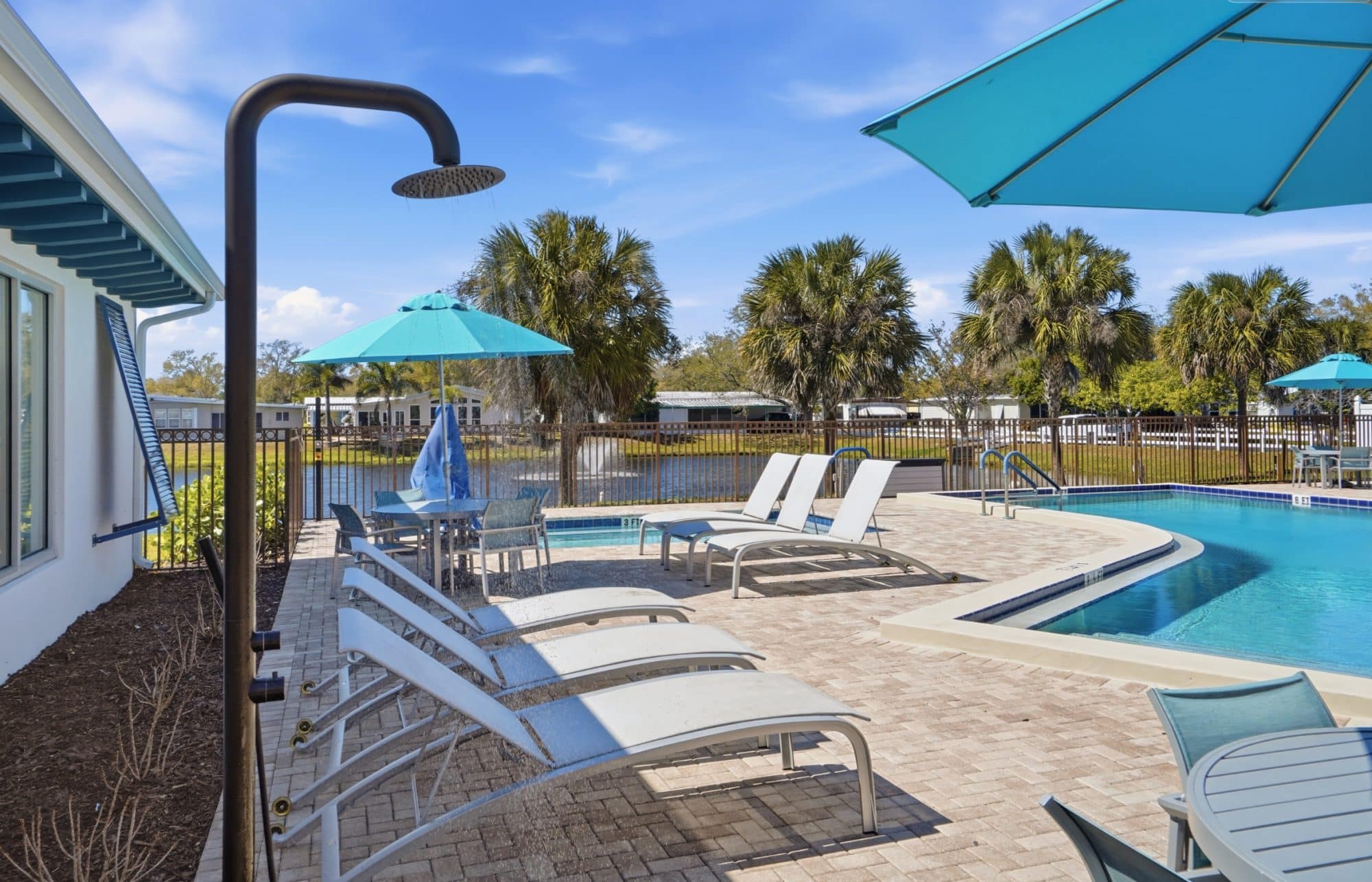 094 Shoreline Amenities 10