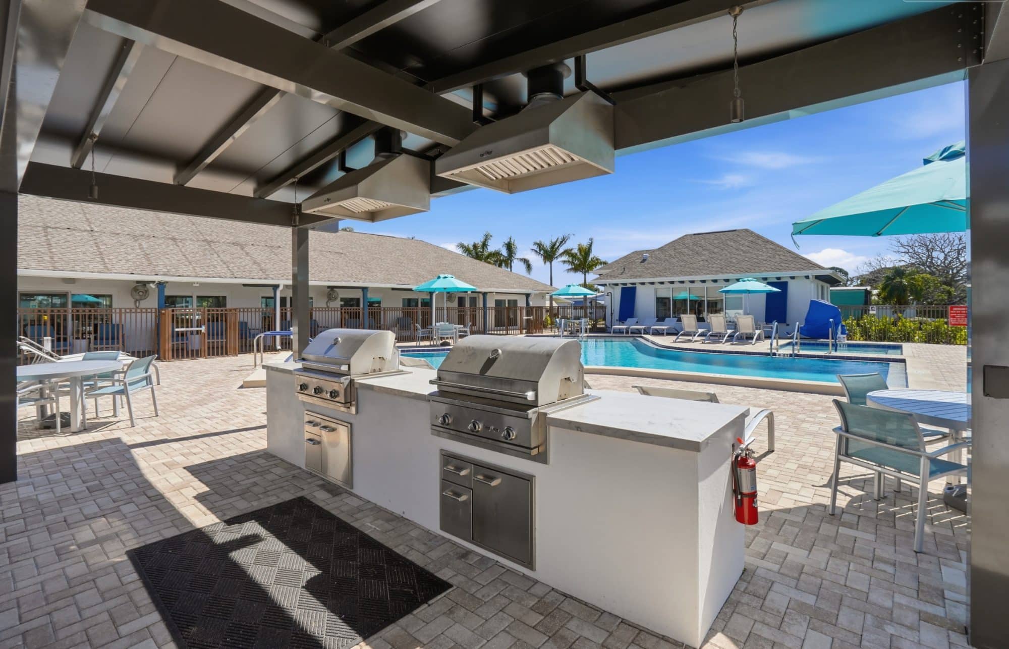 097 Shoreline Amenities 13