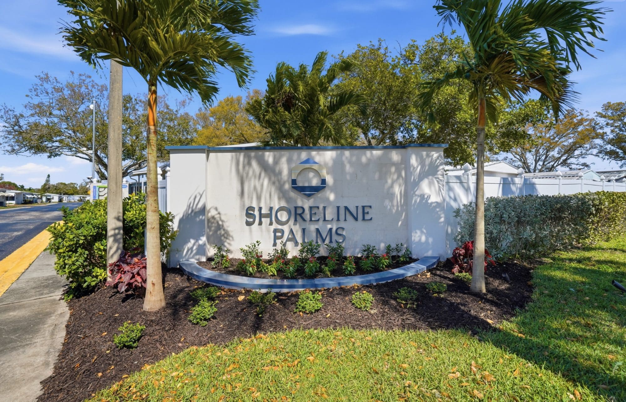 109 Shoreline Amenities 15