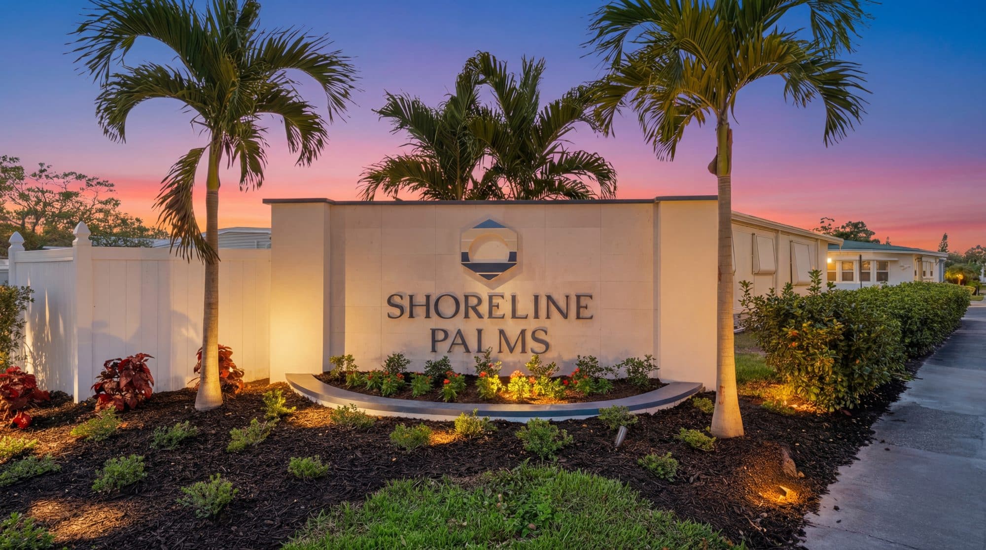 115 Shoreline Amenities 14 twilight